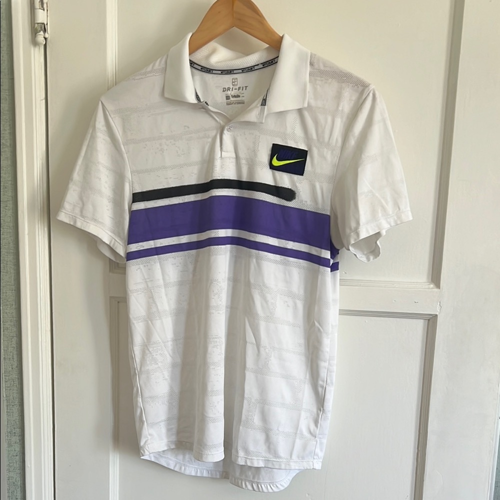 Nike Boys Dri-Fit “My Court” White and Purple Tennis Athletic Shirt, Size S